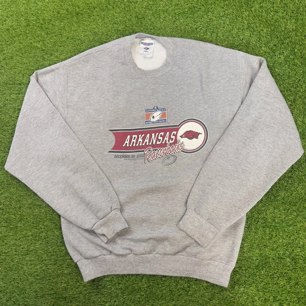 Jerzees Gray Crewneck Sweater Classic‎ Design